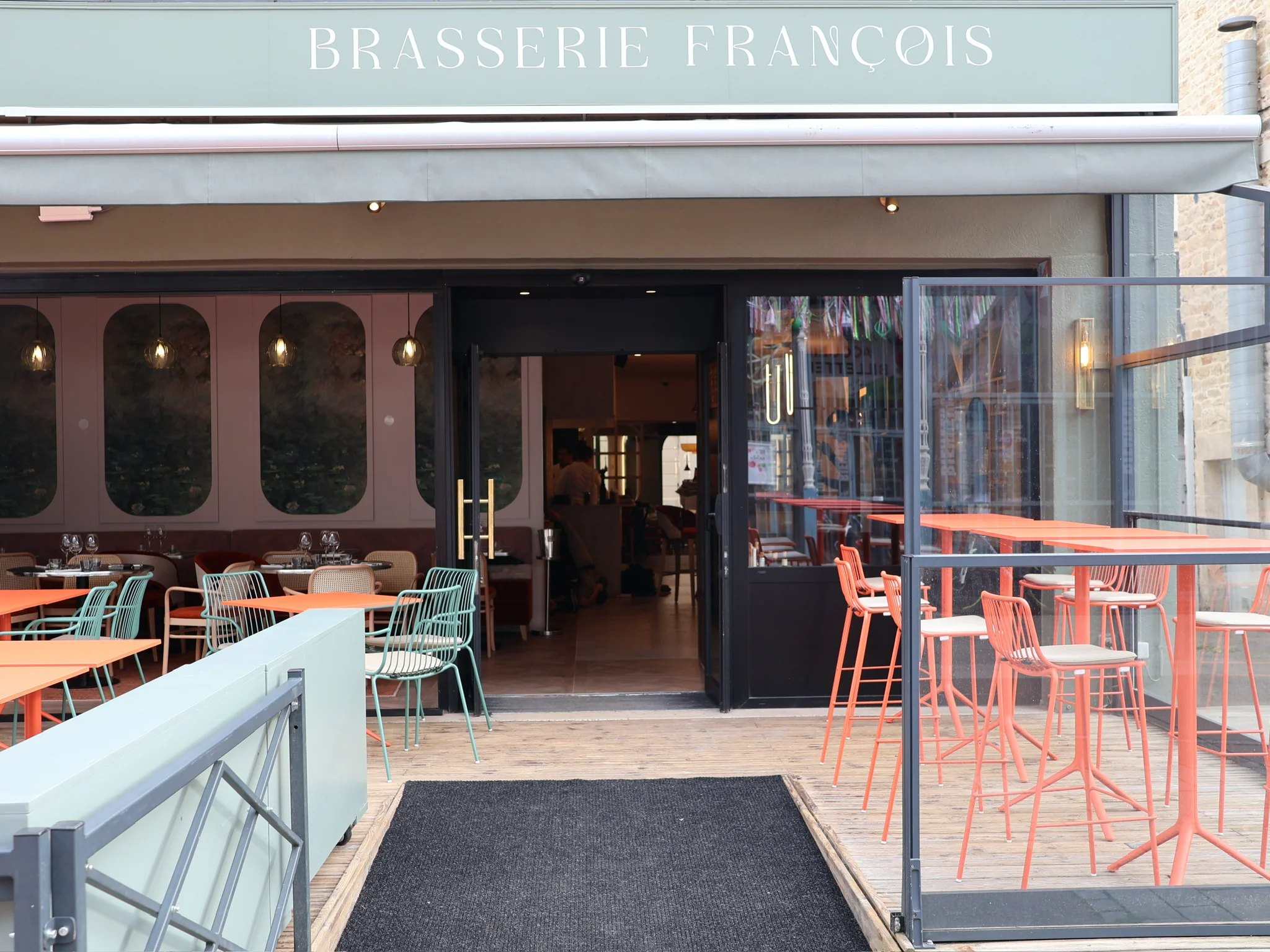 Restaurant photo 9